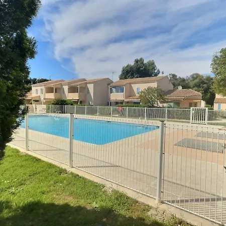 Le Cocon - Mazet De Charme Piscine Et Parking לה-לונד-לה-מורה